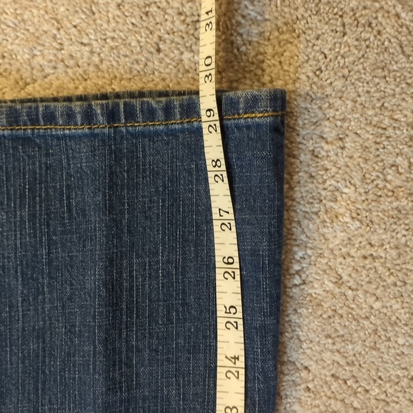 Levi’s 518 SuperLow bootcut jeans - Picture 2 of 4